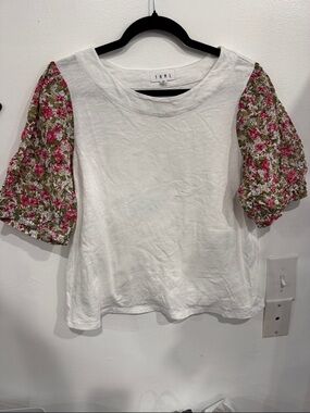 THML White Tee with Pink Floral Puff Sleeves